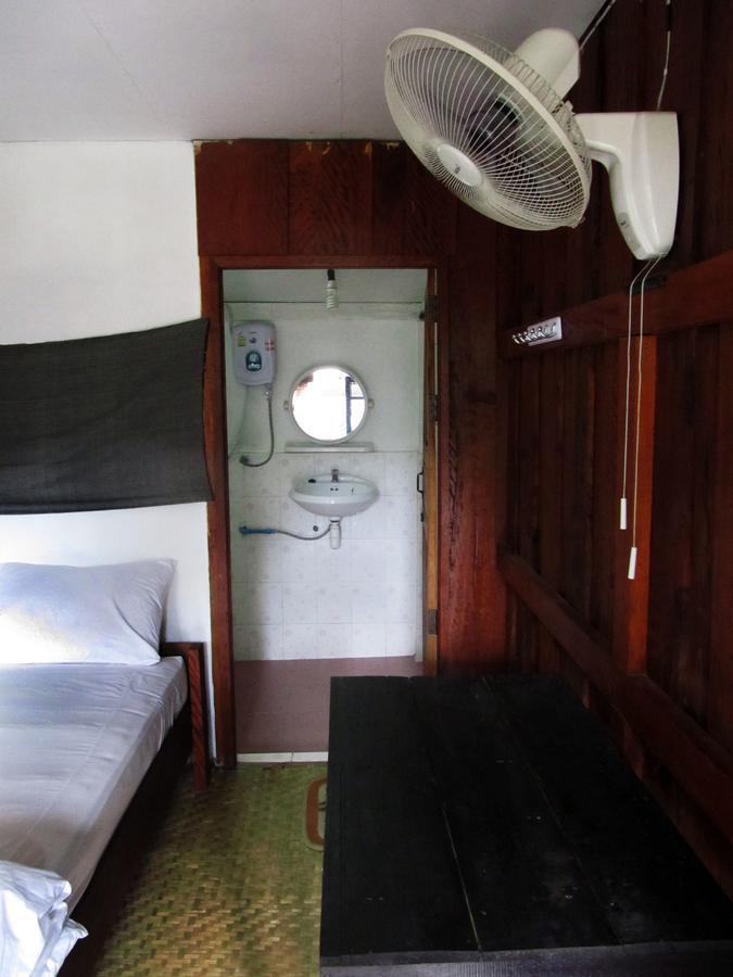 Riverview Bungalows & Gh Muang Ngoi Cameră foto