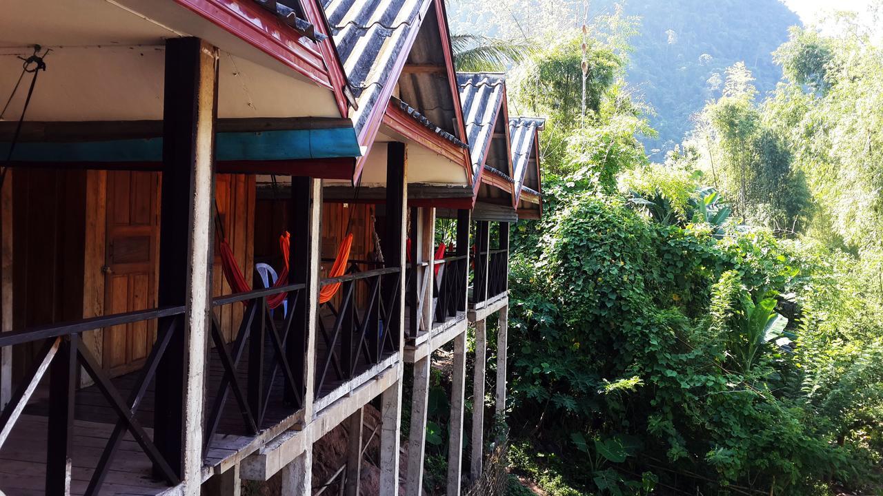 Riverview Bungalows & Gh Muang Ngoi Exterior foto